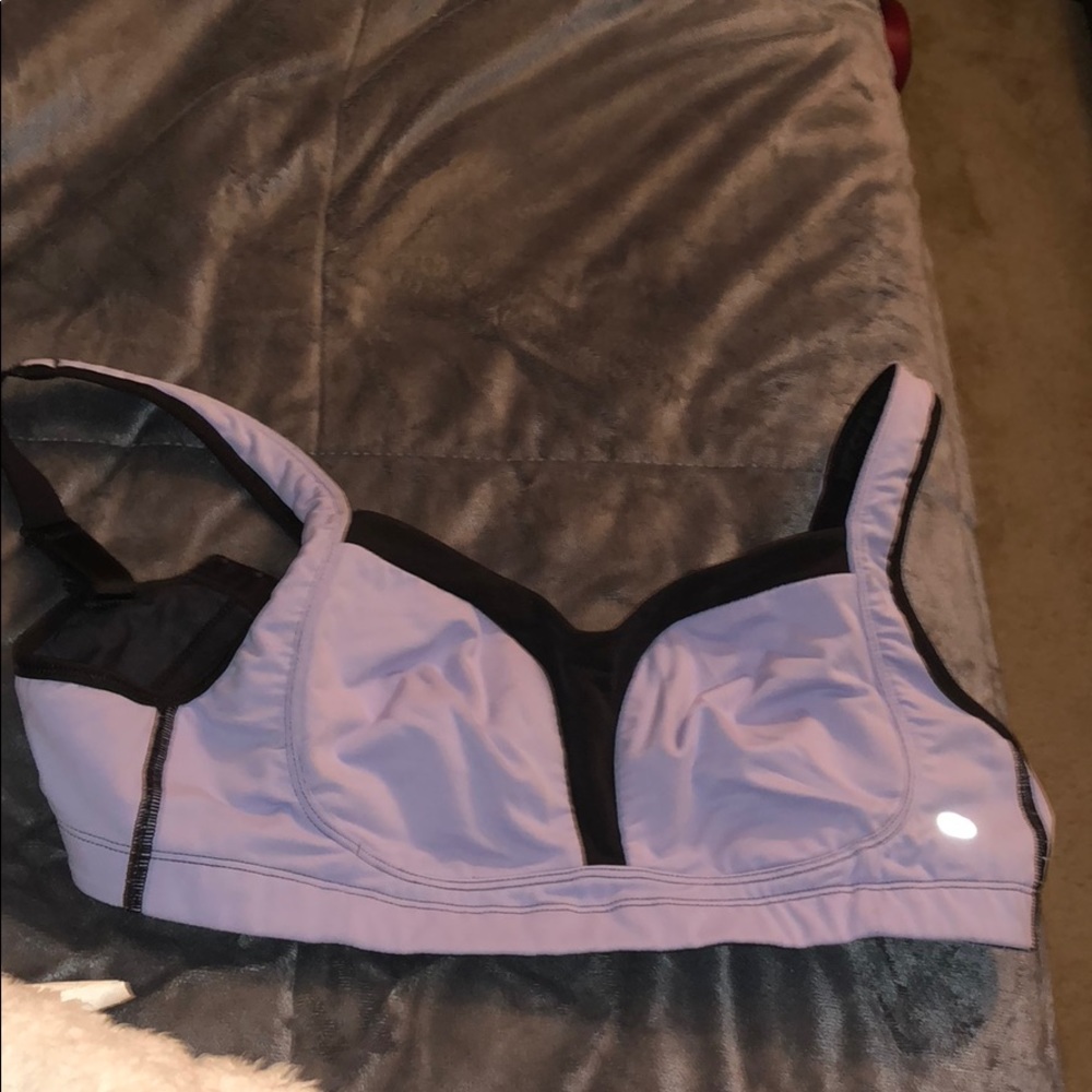 Lululemon bra